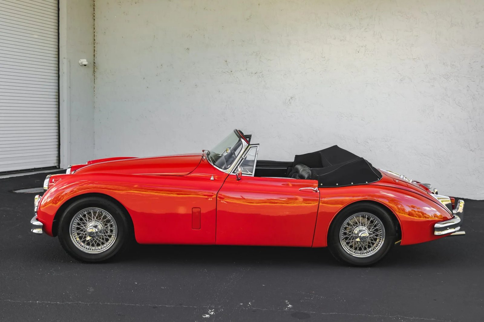 1960 Jaguar XK150 3.8L Drophead Coupe photo 3