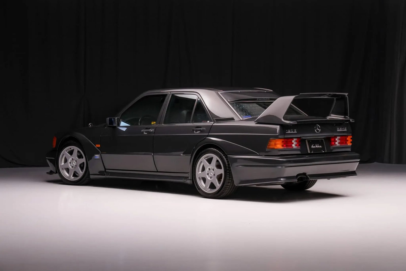 1990 Mercedes-Benz 190E 2.5-16 Evolution II photo 2