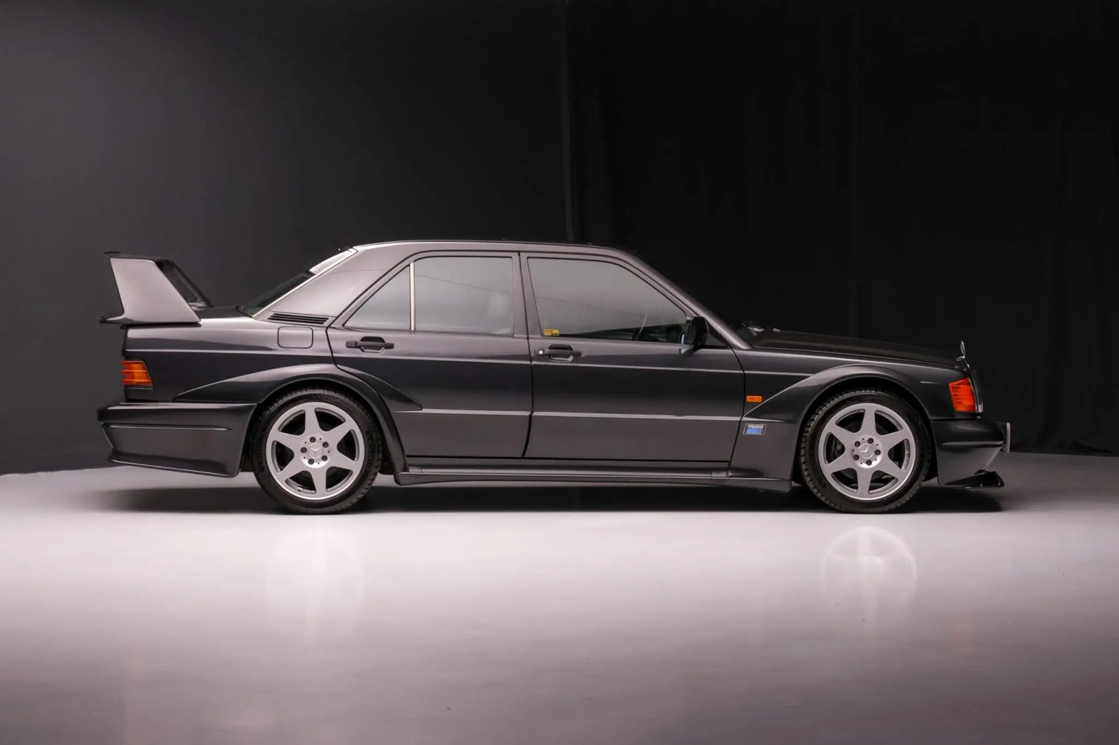 1990 Mercedes-Benz 190E 2.5-16 Evolution II photo 3