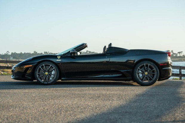 11k-Mile 2009 Ferrari 430 Scuderia Spider 16M photo 4