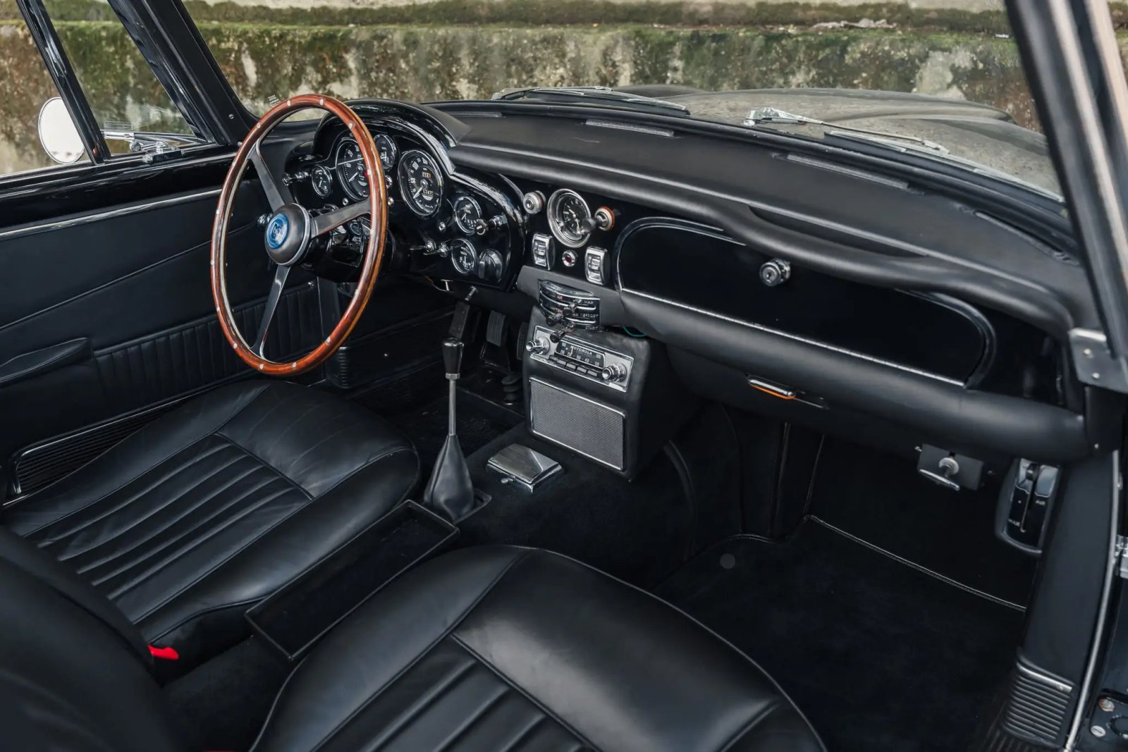1964 Aston Martin DB5 Convertible photo 6