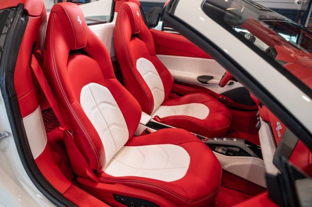 2018 Ferrari 488 Spider photo 4