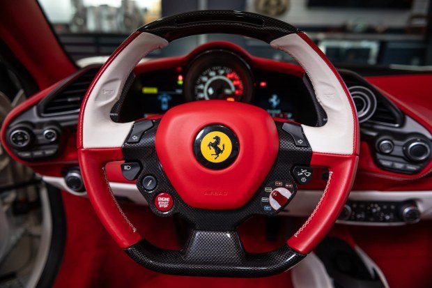 2018 Ferrari 488 Spider photo 5