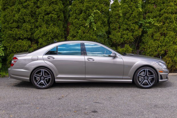 2008 Mercedes-Benz S65 AMG photo 3