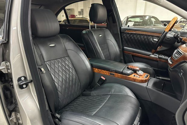2008 Mercedes-Benz S65 AMG photo 4