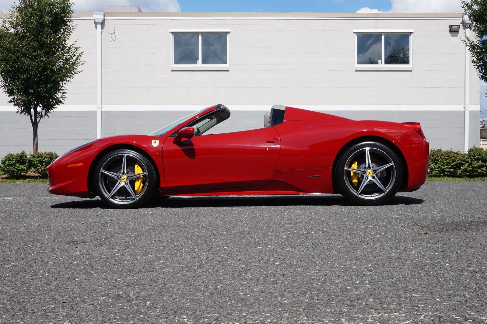 7k-Mile 2013 Ferrari 458 Spider photo 3