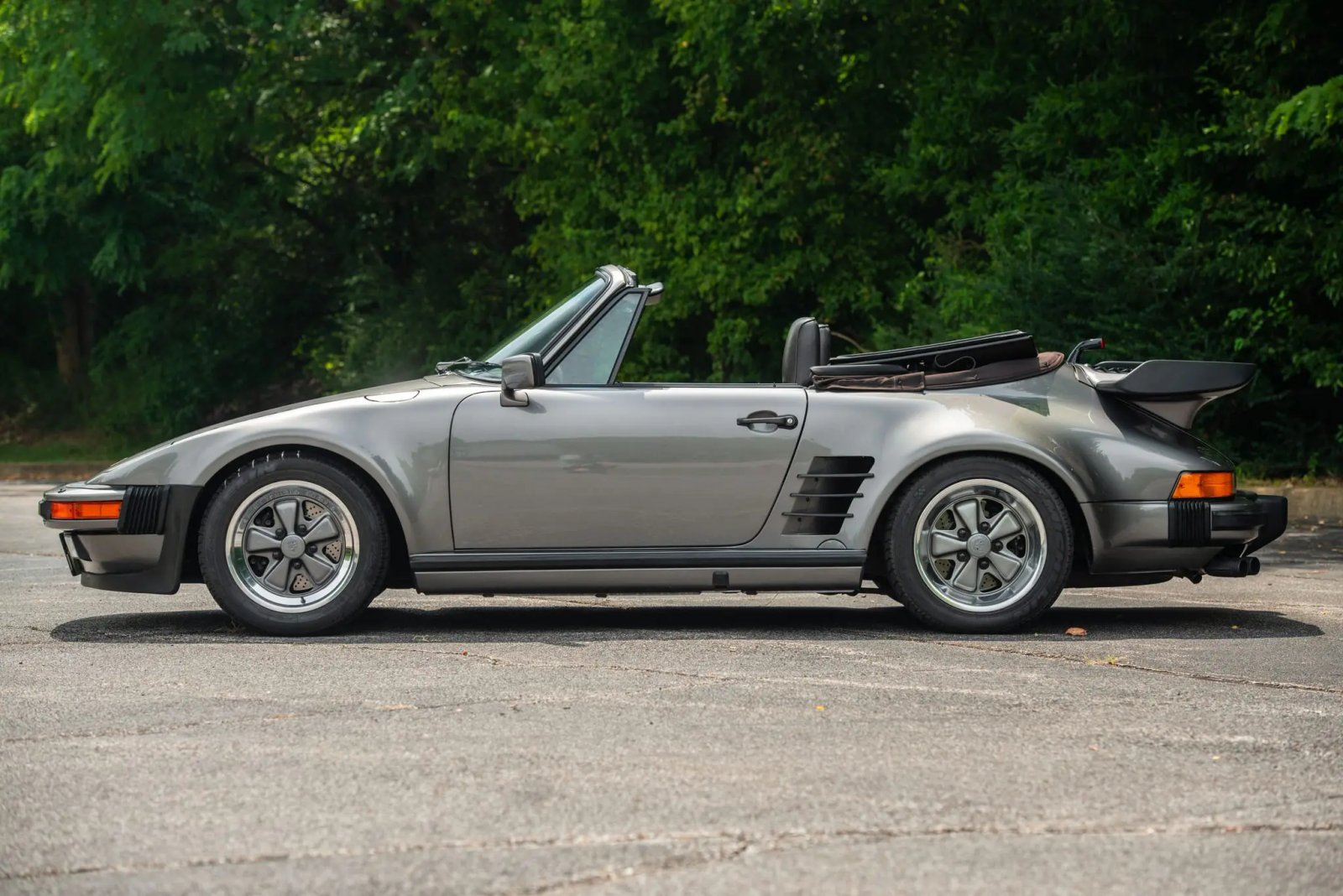 1988 Porsche 911 Turbo Cabriolet M505 Slant Nose photo 3