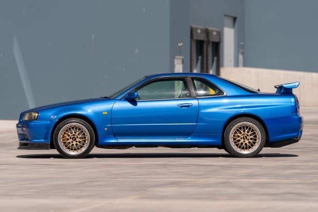 1999 Nissan Skyline GT-R V-Spec photo 3