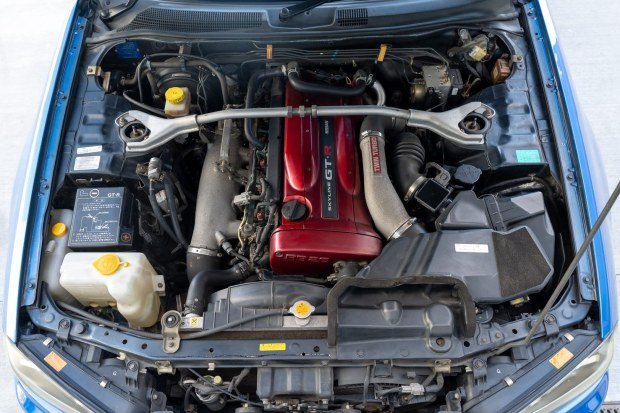 1999 Nissan Skyline GT-R V-Spec photo 6