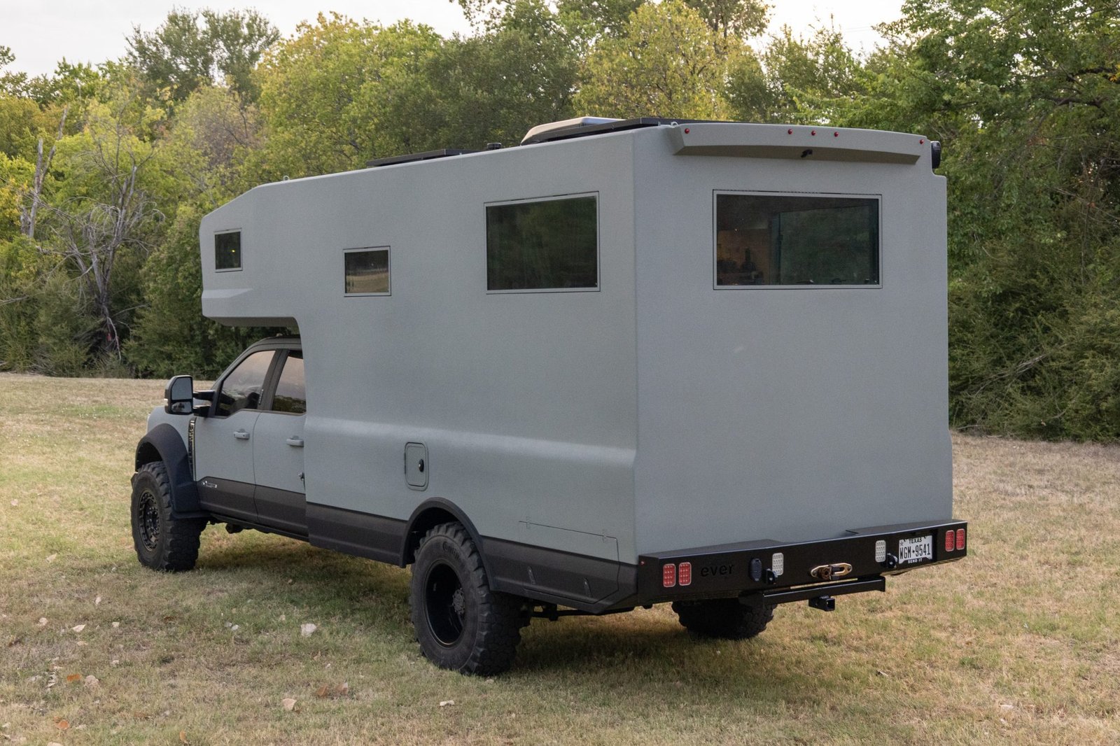 2024 Ford F-550 Super Duty Crew Cab Lariat Power Stroke w/Ever Overland Camper photo 2