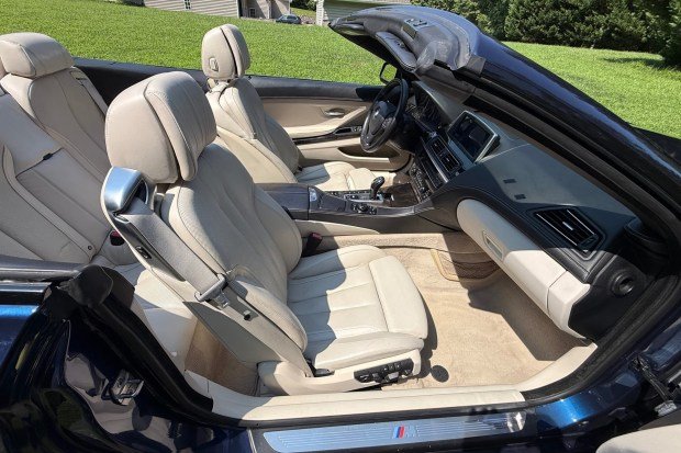 37k-Mile 2013 BMW 650i xDrive M Sport Convertible photo 4