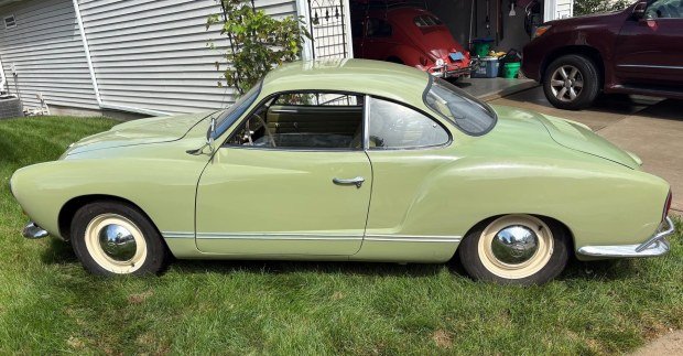 1.6L-Powered 1960 Volkswagen Karmann Ghia Coupe photo 3