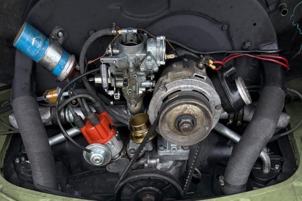 1.6L-Powered 1960 Volkswagen Karmann Ghia Coupe photo 6