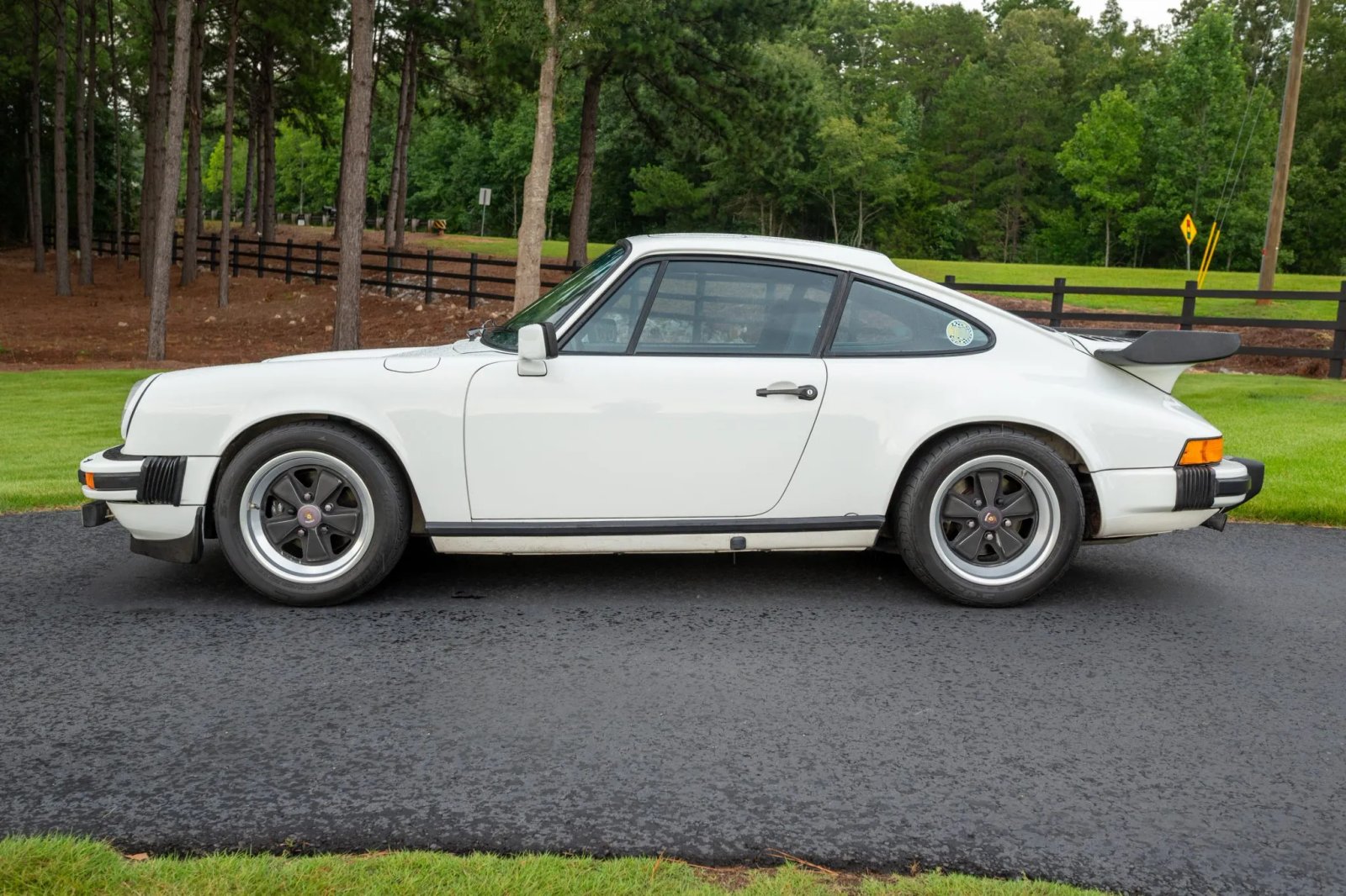1982 Porsche 911SC Coupe photo 3