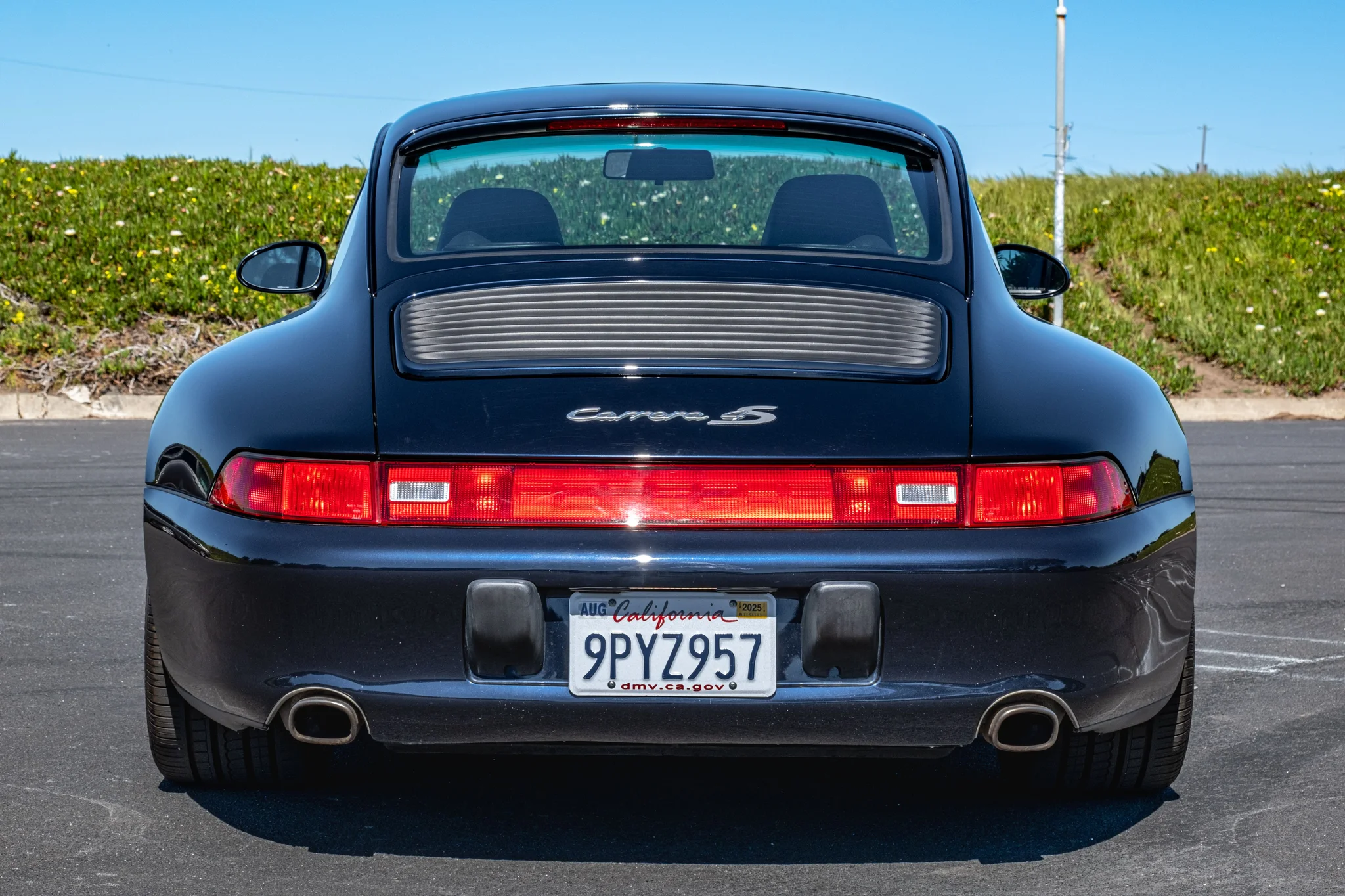 15k-Mile 1996 Porsche 993 Carrera 4S 6-Speed photo 4