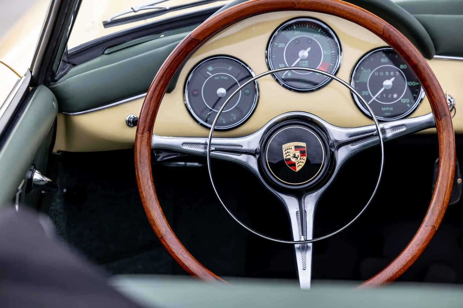 1962 Porsche 356B Twin Grille Roadster photo 6