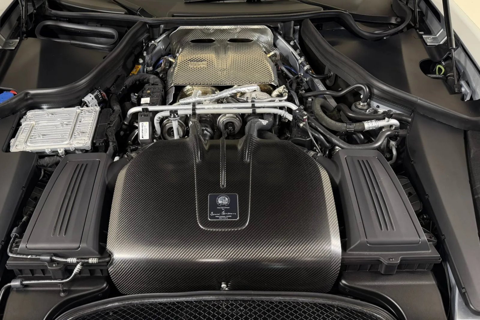310-Mile 2021 Mercedes-Benz AMG GT Black Series AMG ONE Edition photo 6