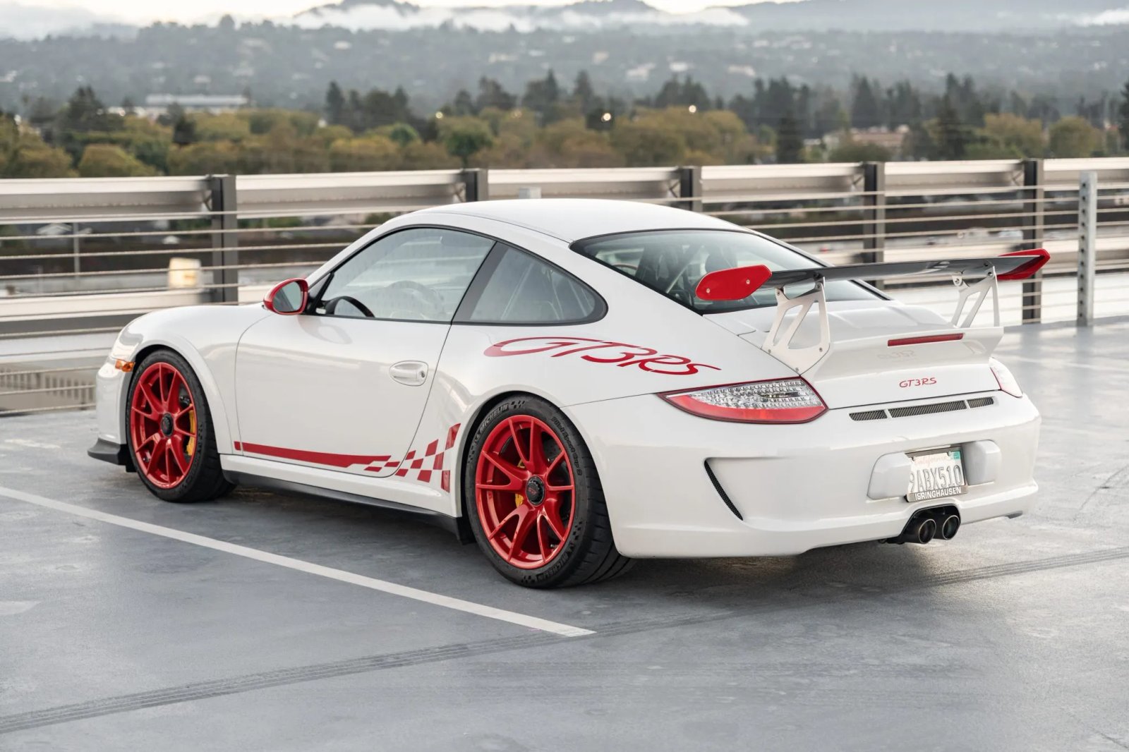 13k-Mile 2011 Porsche 911 GT3 RS photo 2