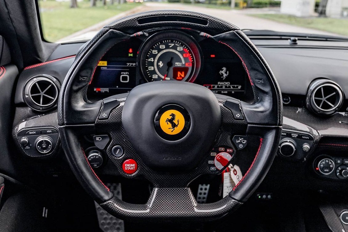 12k-Mile 2017 Ferrari F12berlinetta photo 5
