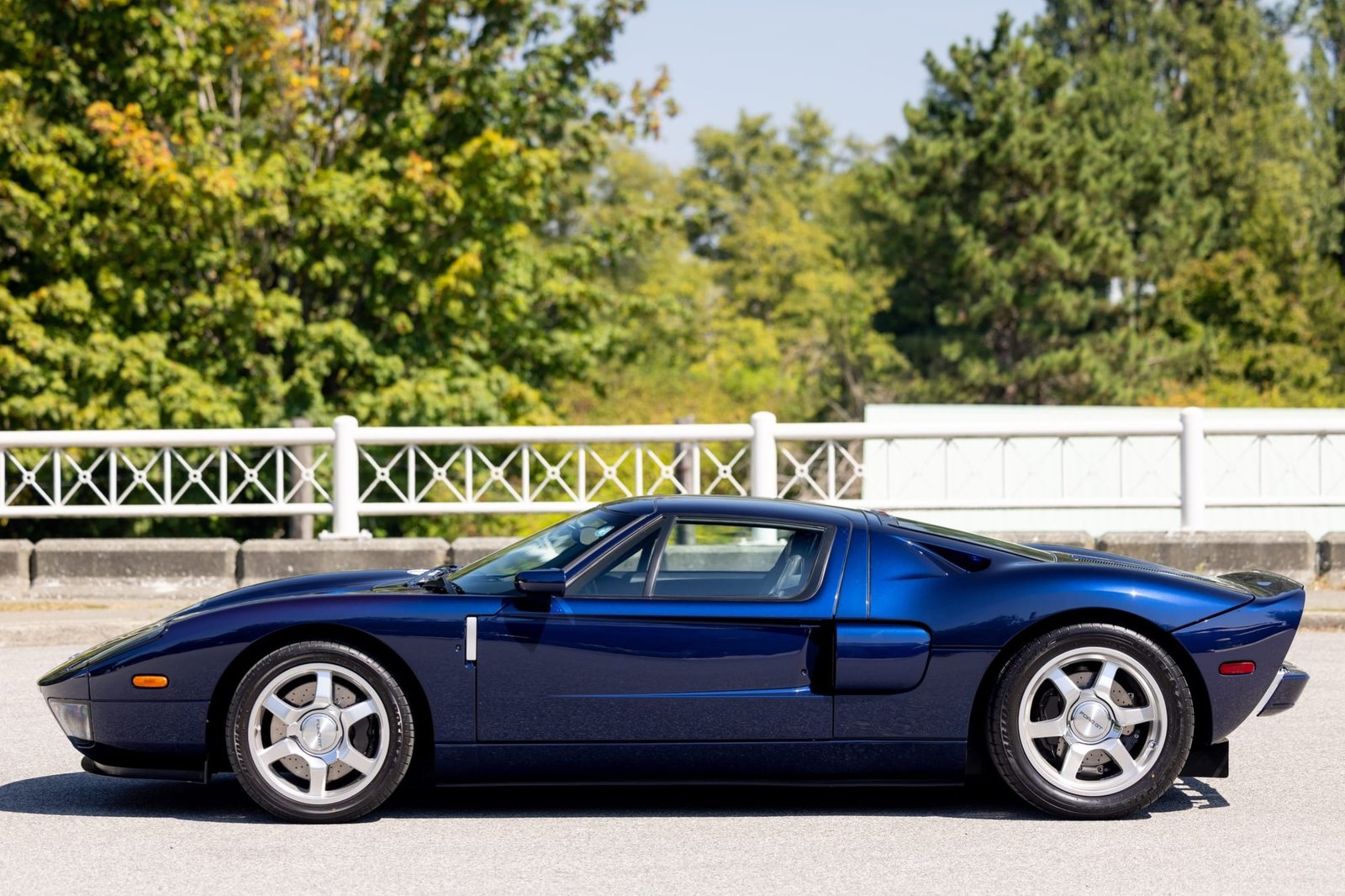 Ex–Mac Davis 2006 Ford GT photo 4
