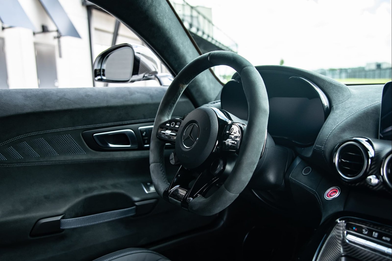 1,500-Mile 2021 Mercedes-AMG GT Black Series photo 5