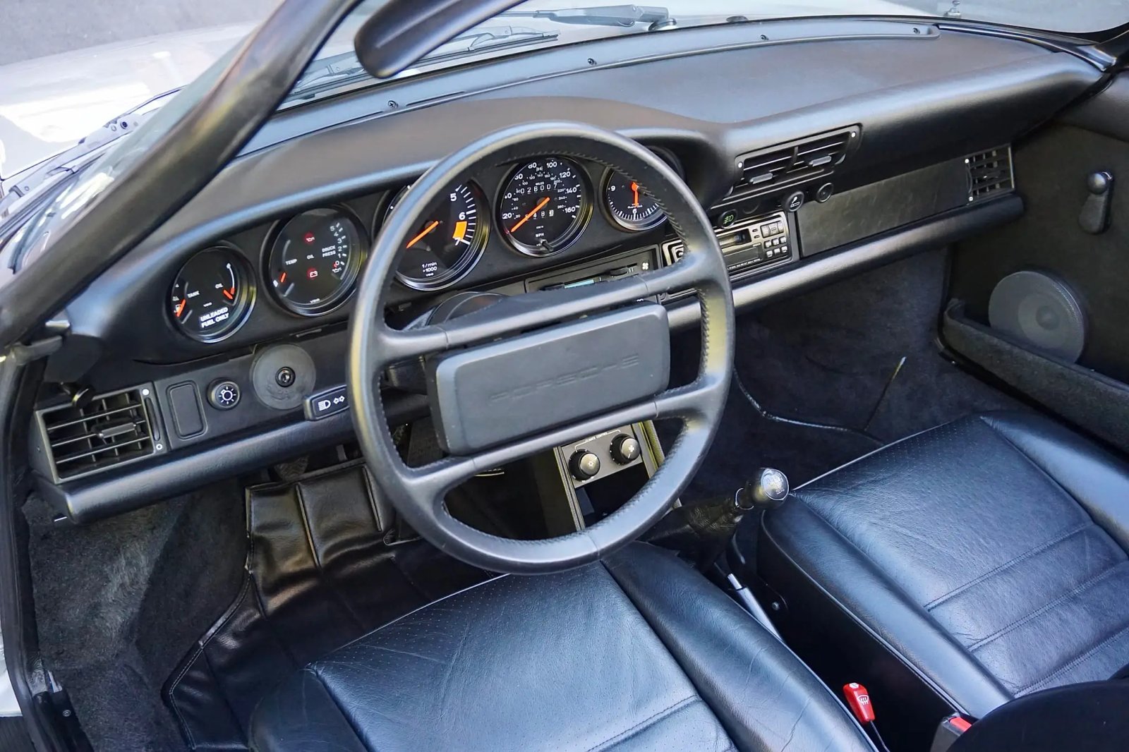 26k-Mile 1989 Porsche 911 Speedster photo 5