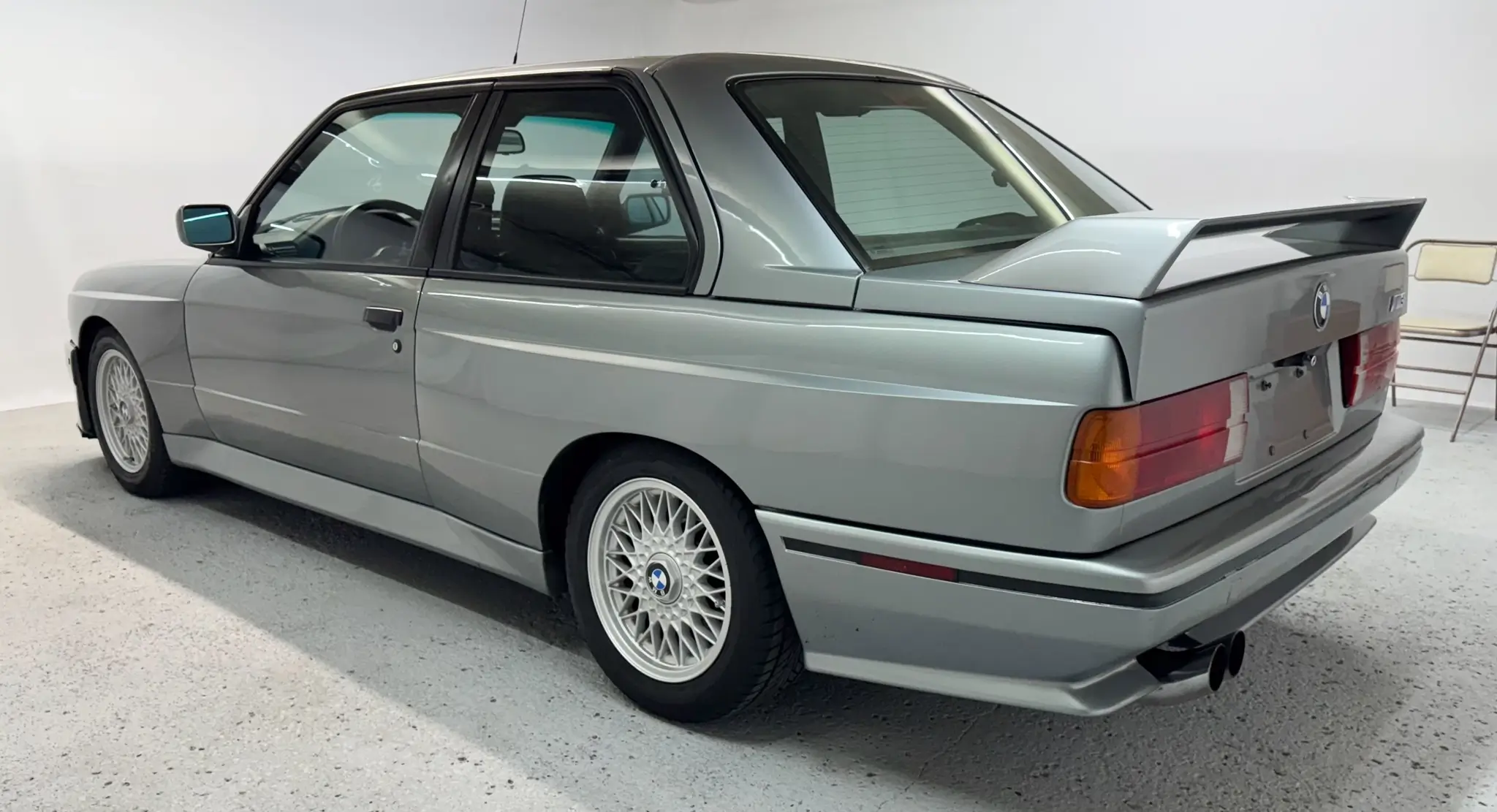 1988 BMW M3 photo 2
