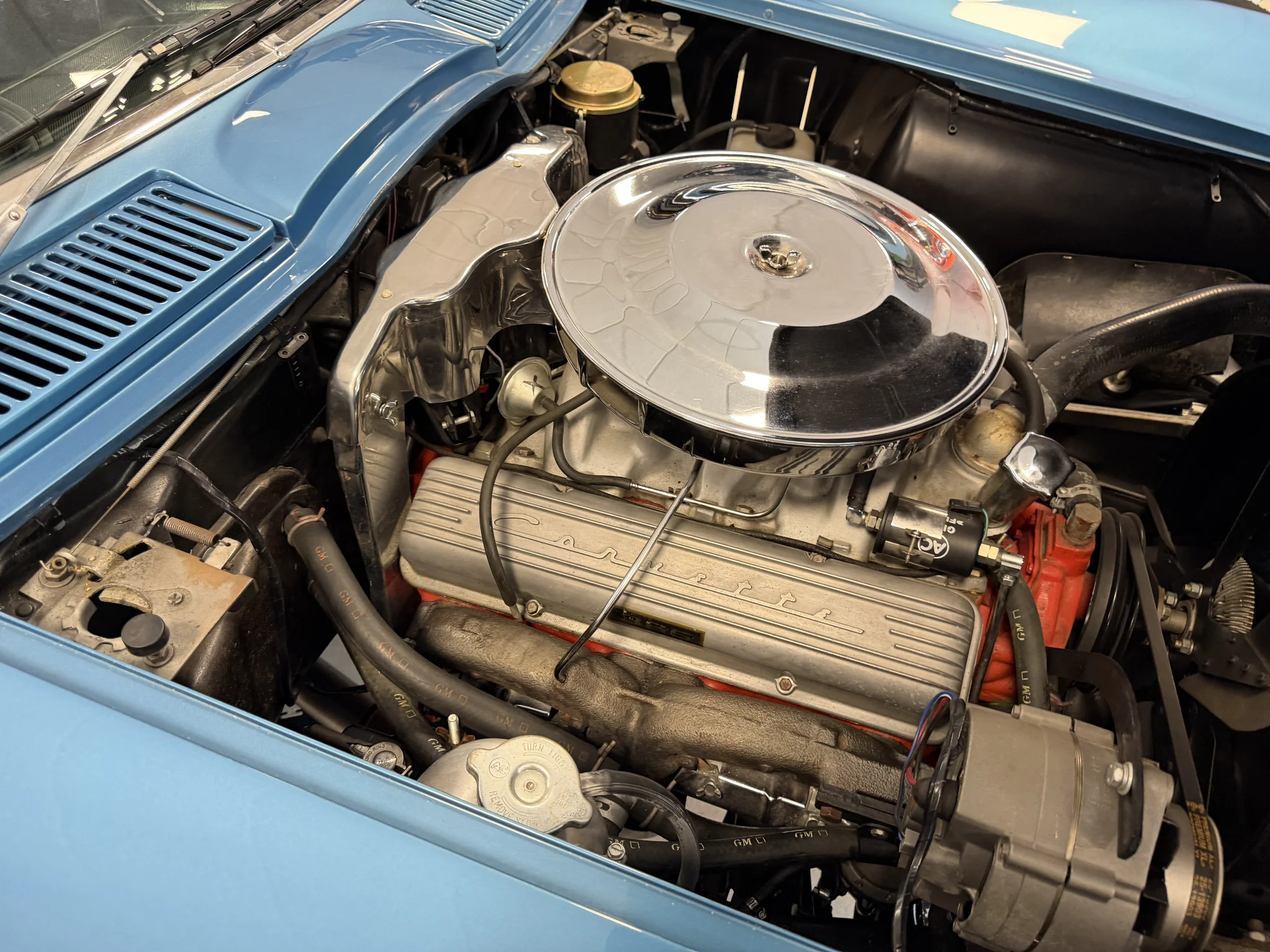 1965 Chevrolet Corvette Sting Ray Coupe 327/365 4-Speed photo 4