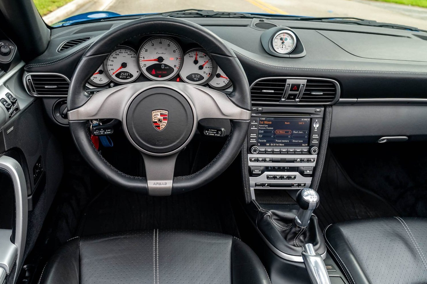 25k-Mile 2010 Porsche 911 Turbo Cabriolet 6-Speed photo 5