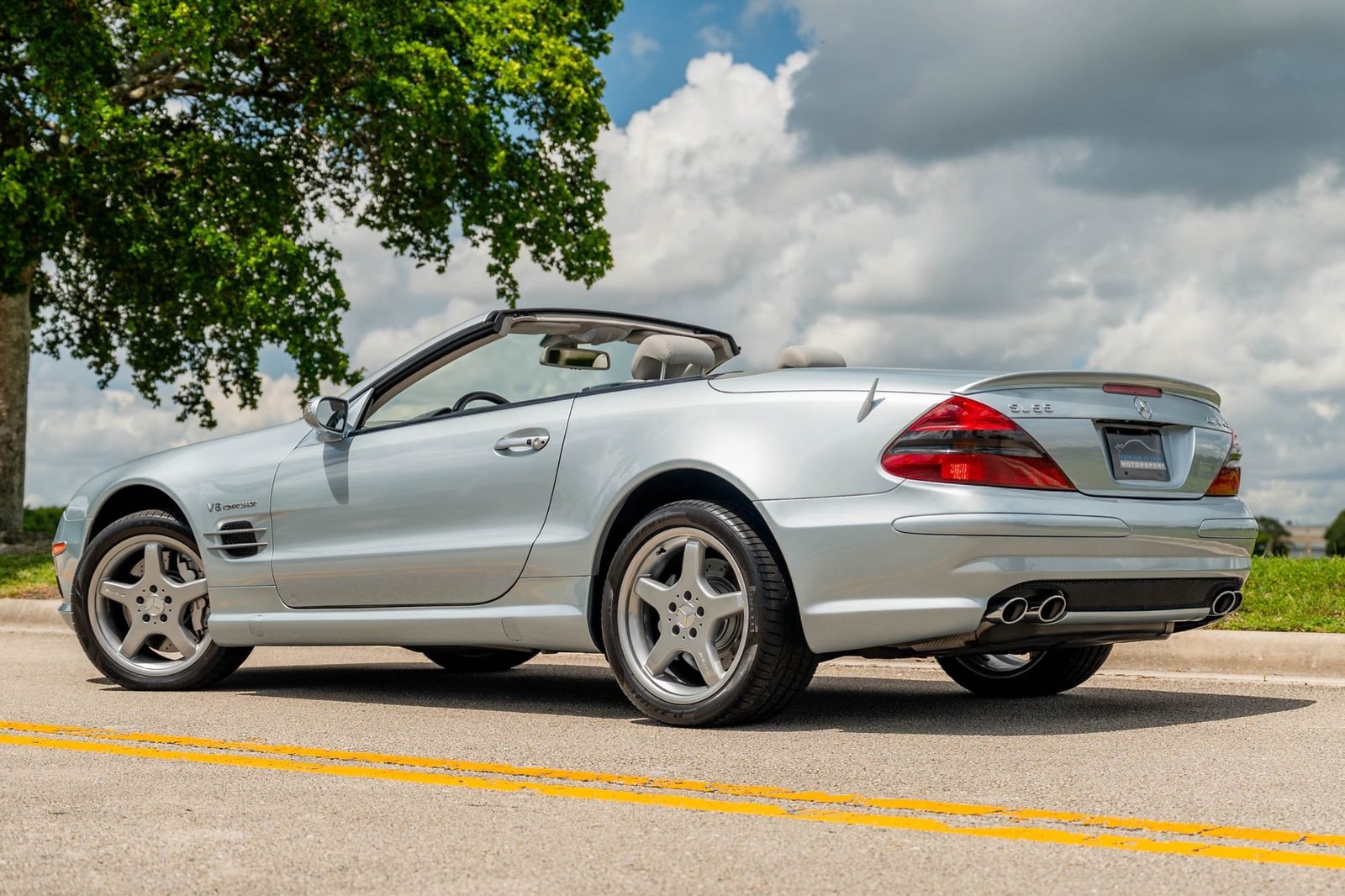 25k-Mile 2005 Mercedes-Benz SL55 AMG photo 2