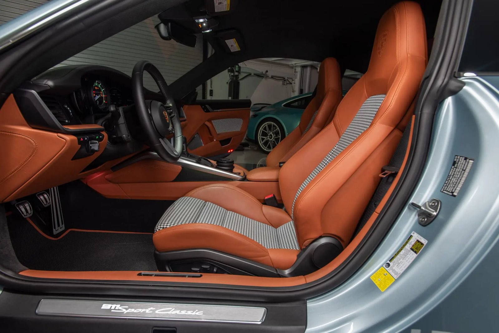 842-Mile Azzuro Thetys Metallic 2023 Porsche 911 Sport Classic photo 5