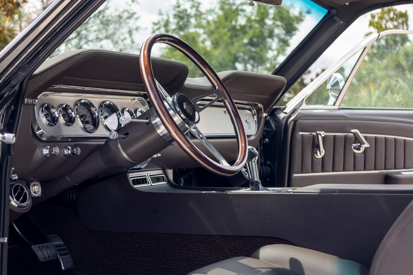 Coyote-Powered Ford Mustang GT Fastback by Revology photo 5