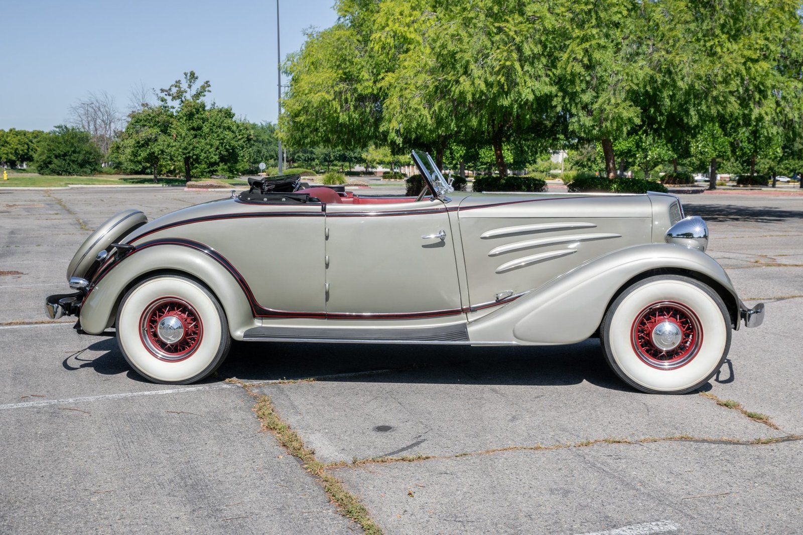 28-Years-Owned 1934 Auburn 850Y Cabriolet photo 4