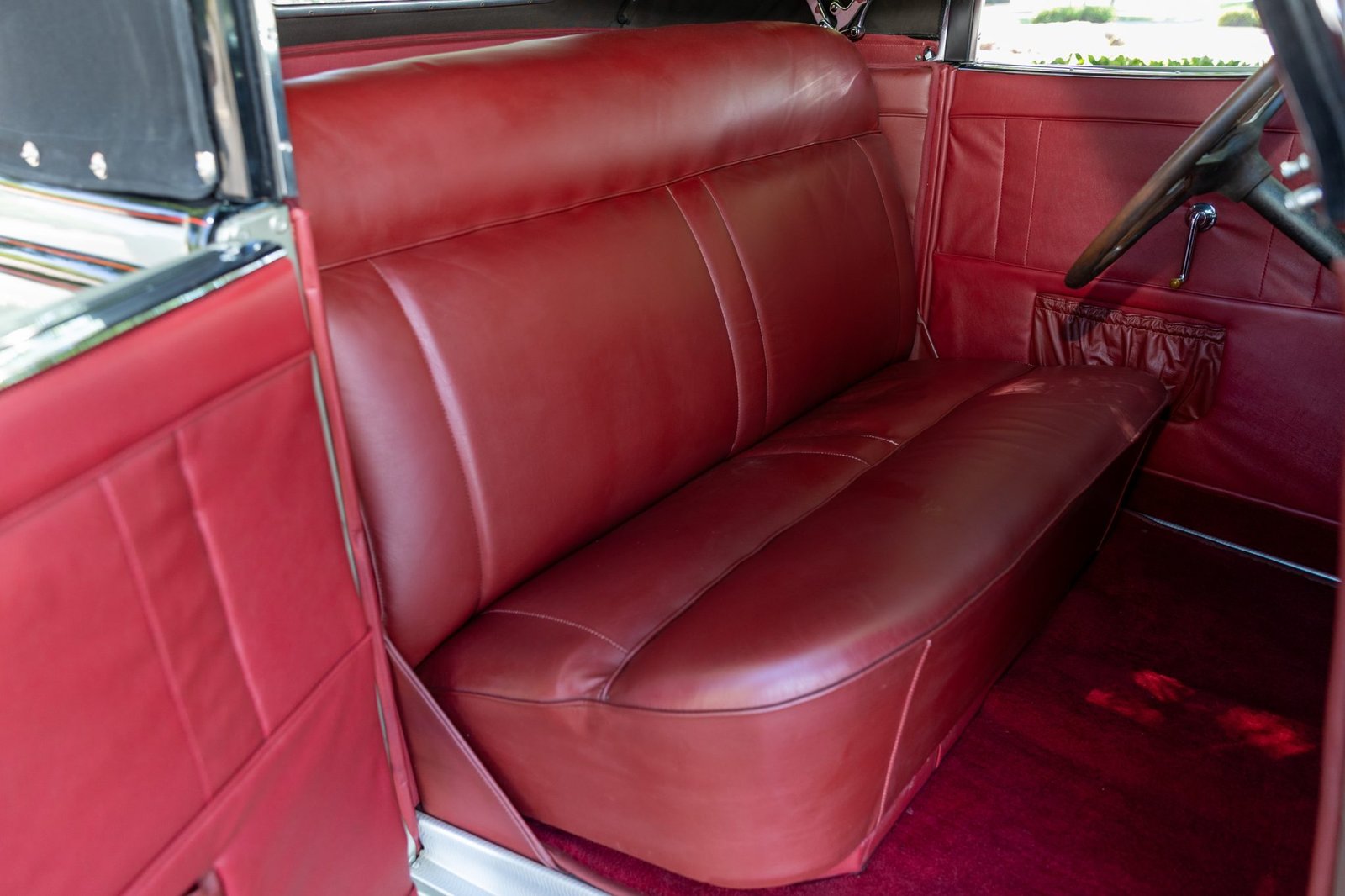 28-Years-Owned 1934 Auburn 850Y Cabriolet photo 5