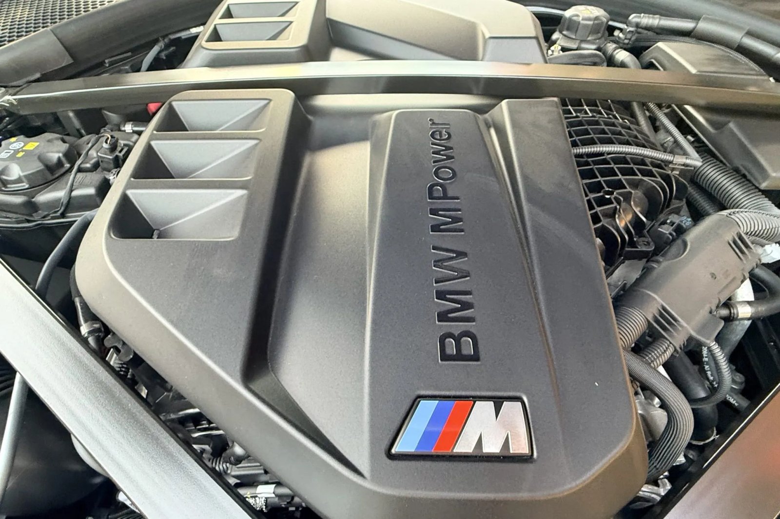 Individual Velvet Blue Metallic 2026 BMW M2 CS photo 6