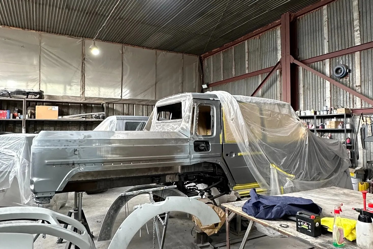 22k-Mile 2021 Mercedes-AMG G63 6×6 Conversion photo 3