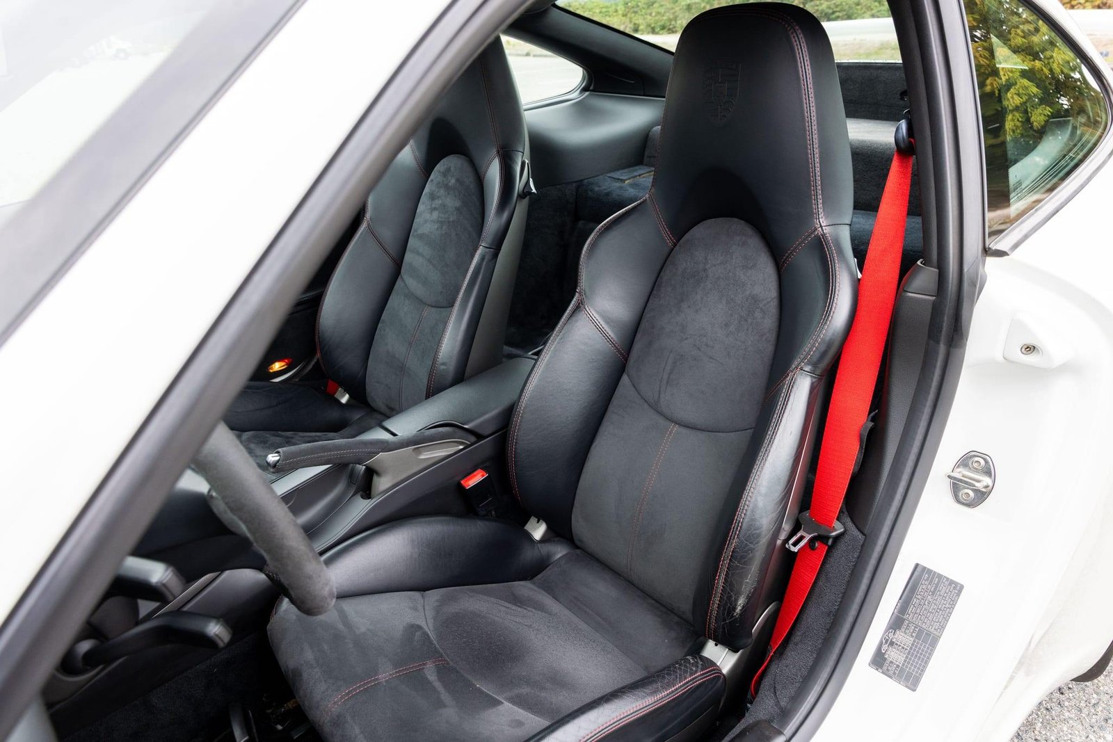 47k-Kilometer 2007 Porsche 911 GT3 photo 4