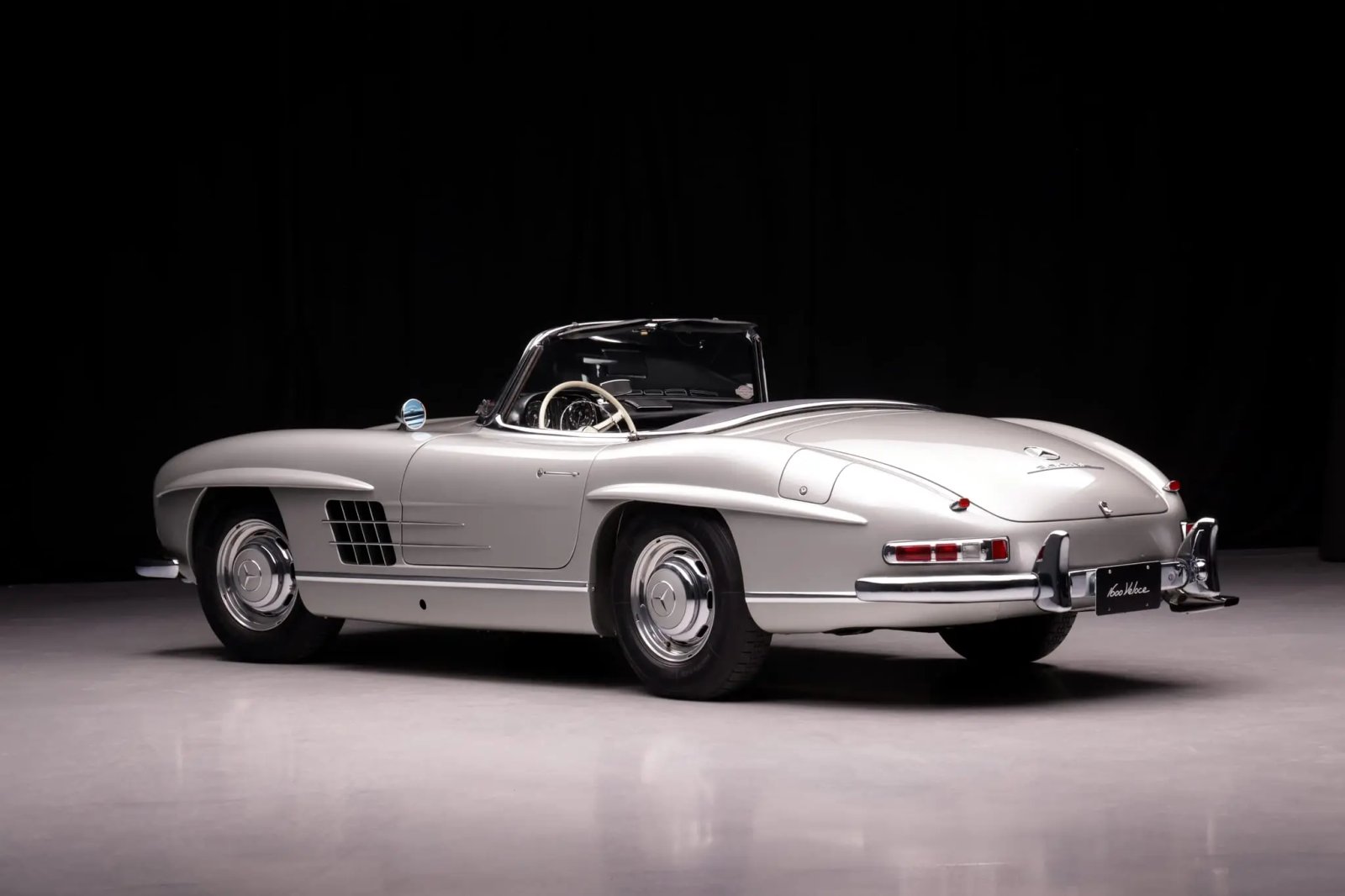 1962 Mercedes-Benz 300SL Alloy-Block Roadster photo 2