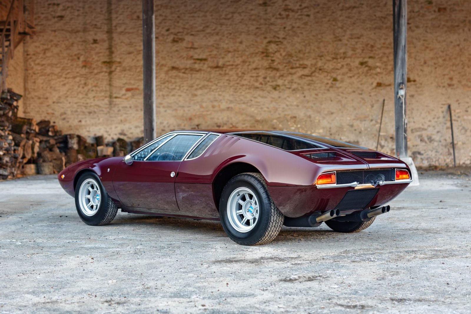 1971 DeTomaso Mangusta photo 2