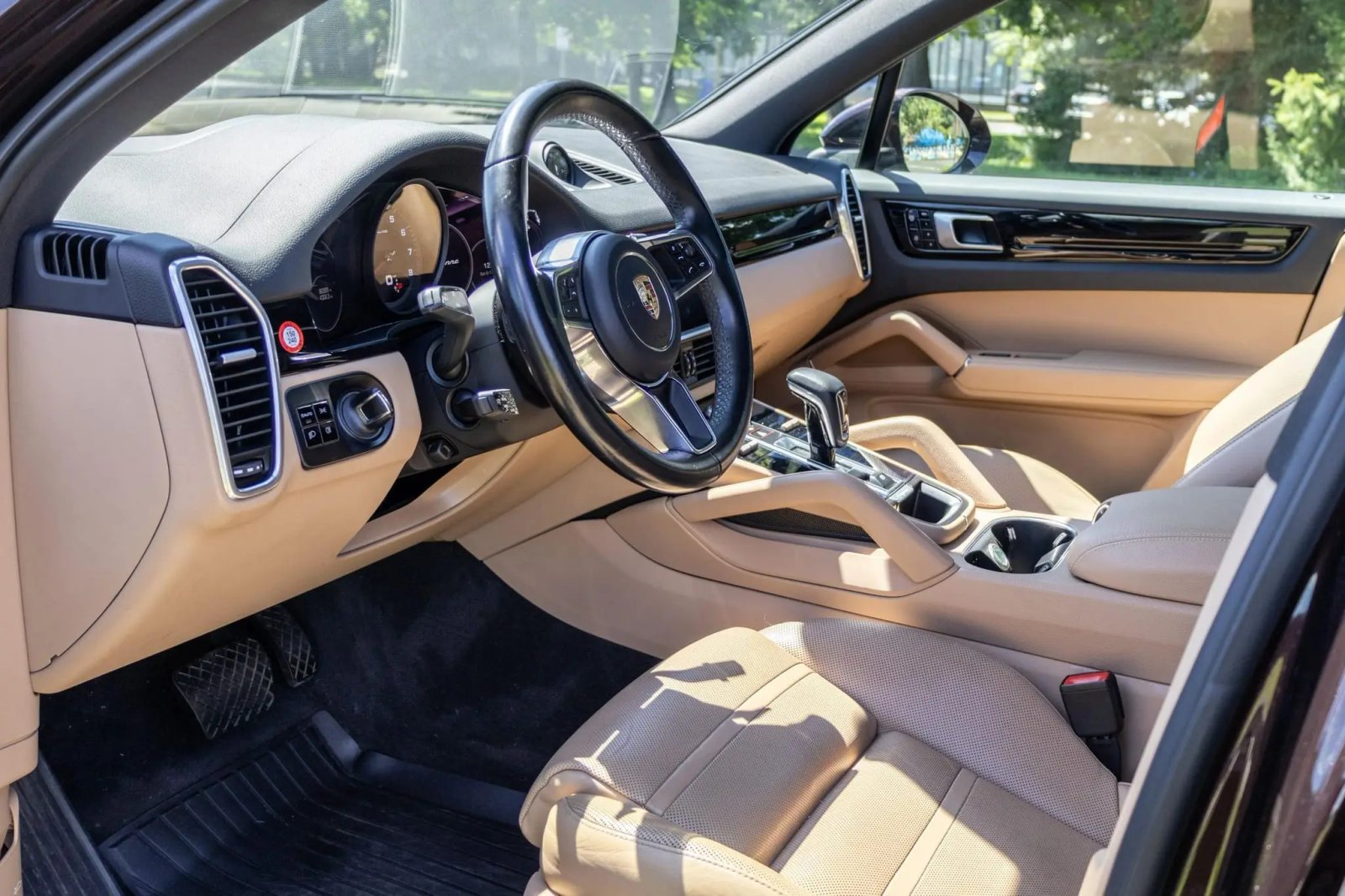 2019 Porsche Cayenne photo 5