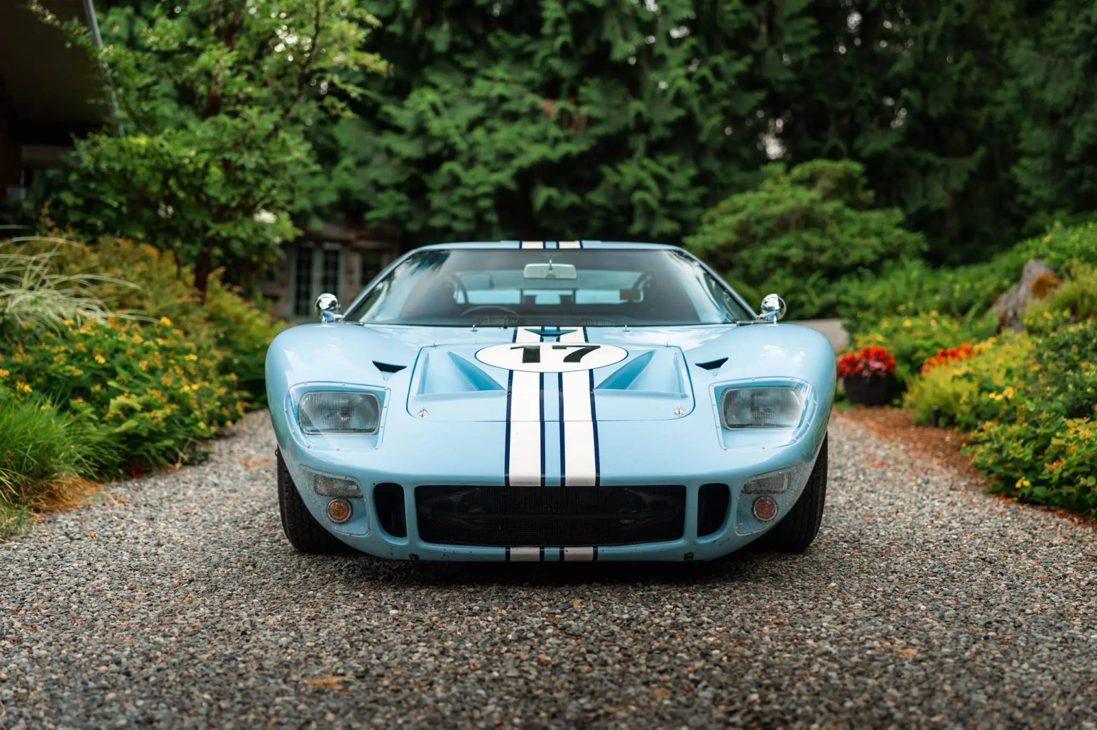 One-Owner Safir GT40 Mk V photo 3