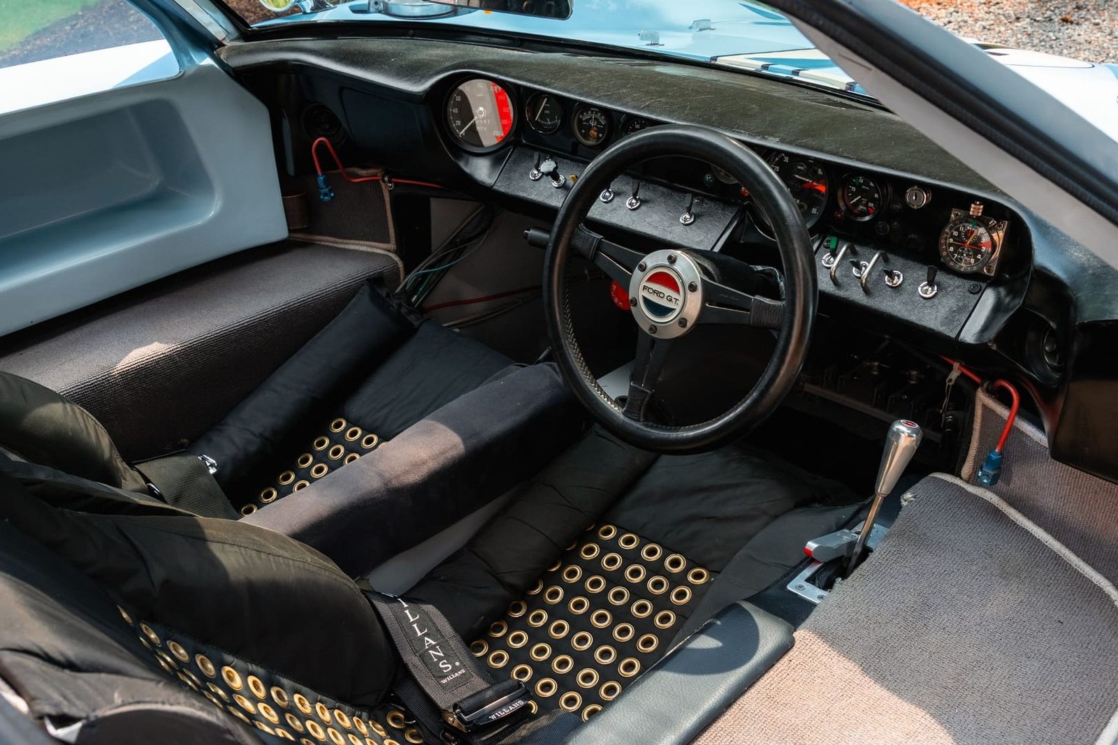 One-Owner Safir GT40 Mk V photo 6