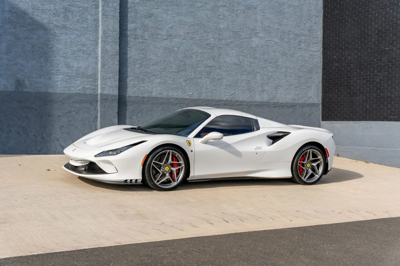 1,400-Mile 2023 Ferrari F8 Spider