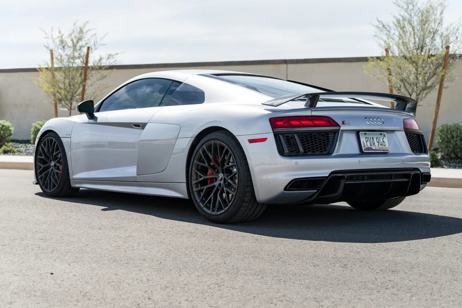 2018 Audi R8 V10 RWS Coupe photo 2