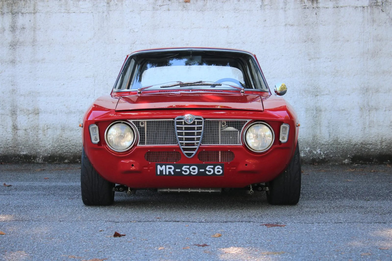 2.0L Twin Spark–Powered 1968 Alfa Romeo GT 1300 Junior photo 2