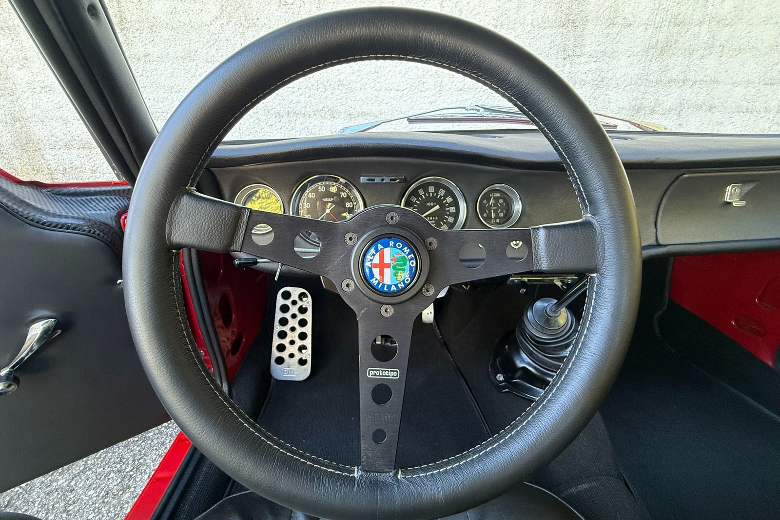 2.0L Twin Spark–Powered 1968 Alfa Romeo GT 1300 Junior photo 6