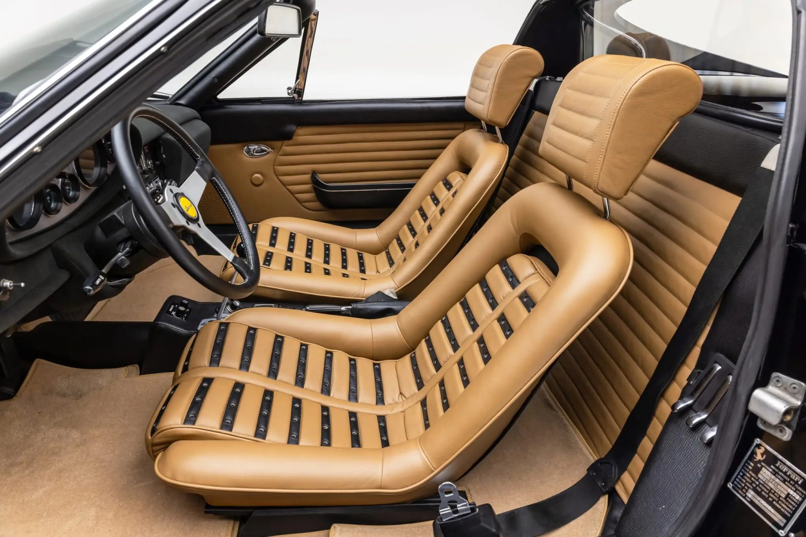 1973 Ferrari Dino 246 GTS Chairs & Flares photo 6