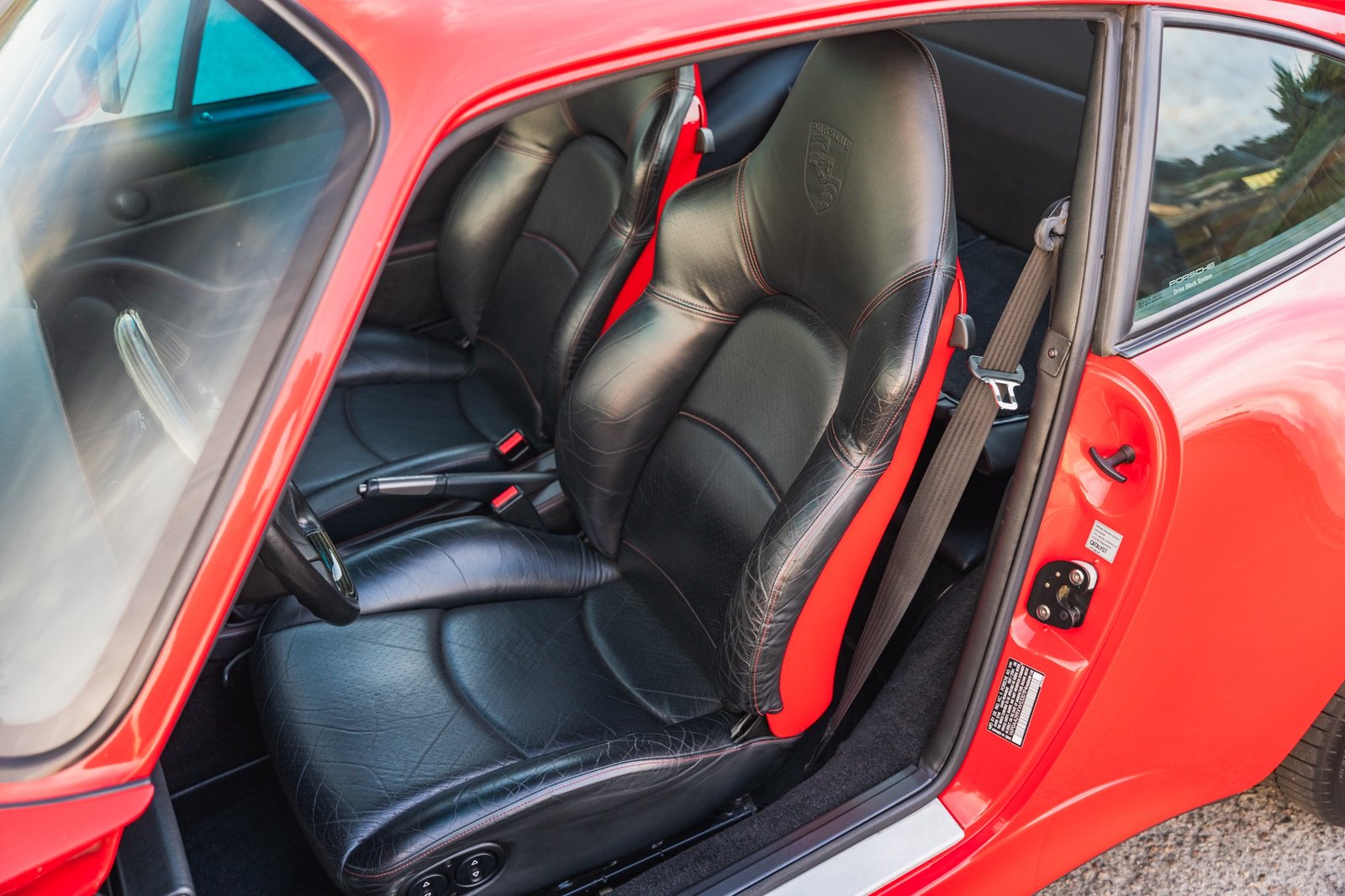 41k-Mile 1998 Porsche 911 Carrera S Coupe 6-Speed photo 4