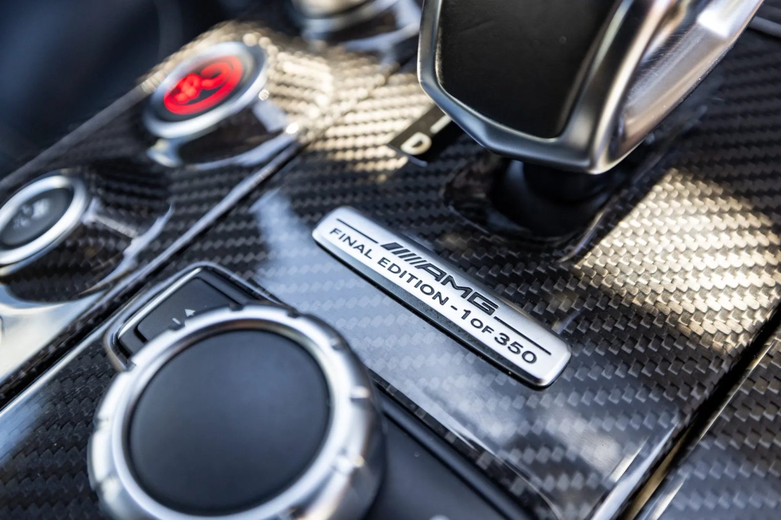 24k-Mile 2015 Mercedes-Benz SLS AMG GT Coupe Final Edition photo 5