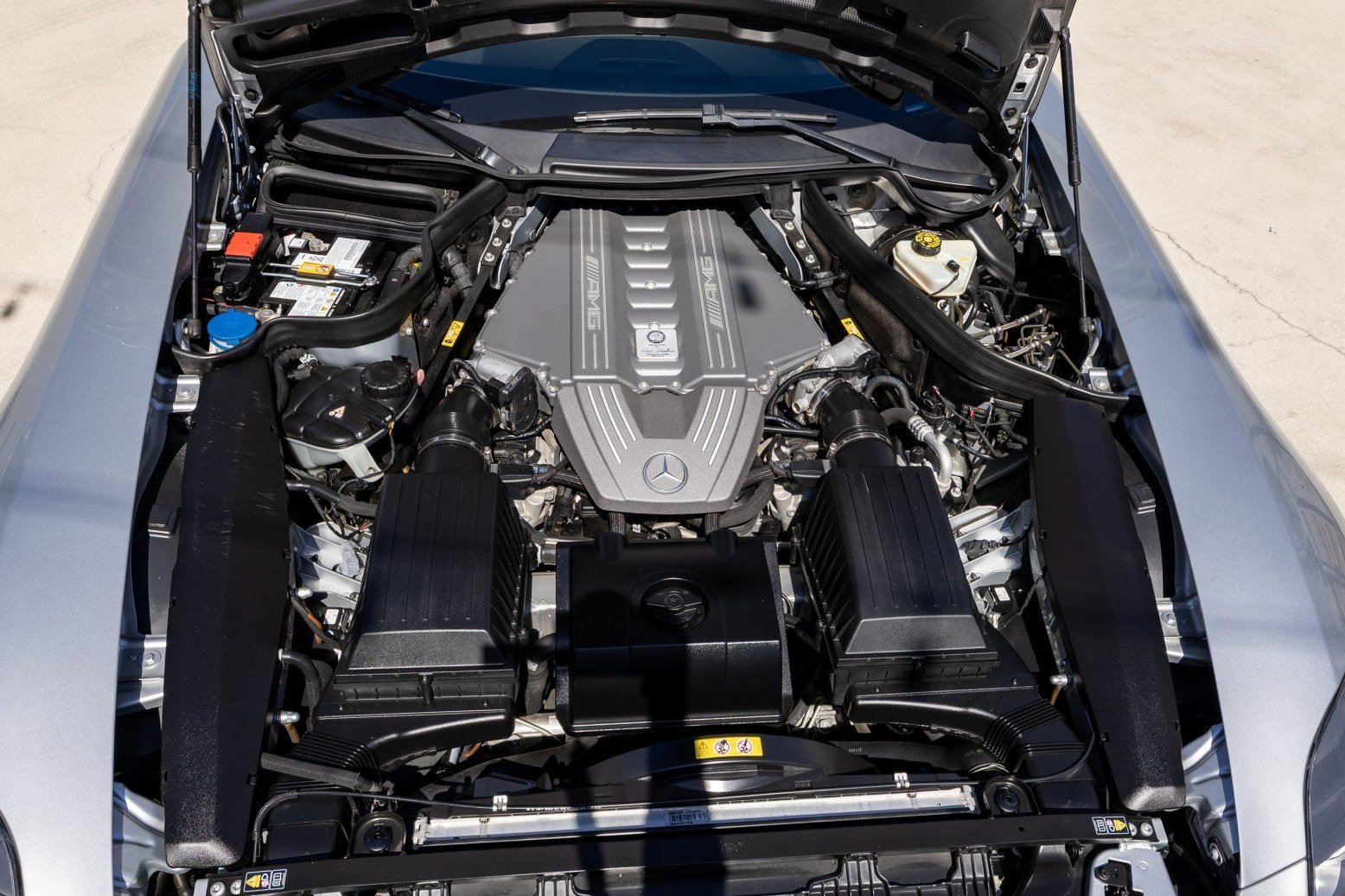 24k-Mile 2015 Mercedes-Benz SLS AMG GT Coupe Final Edition photo 7
